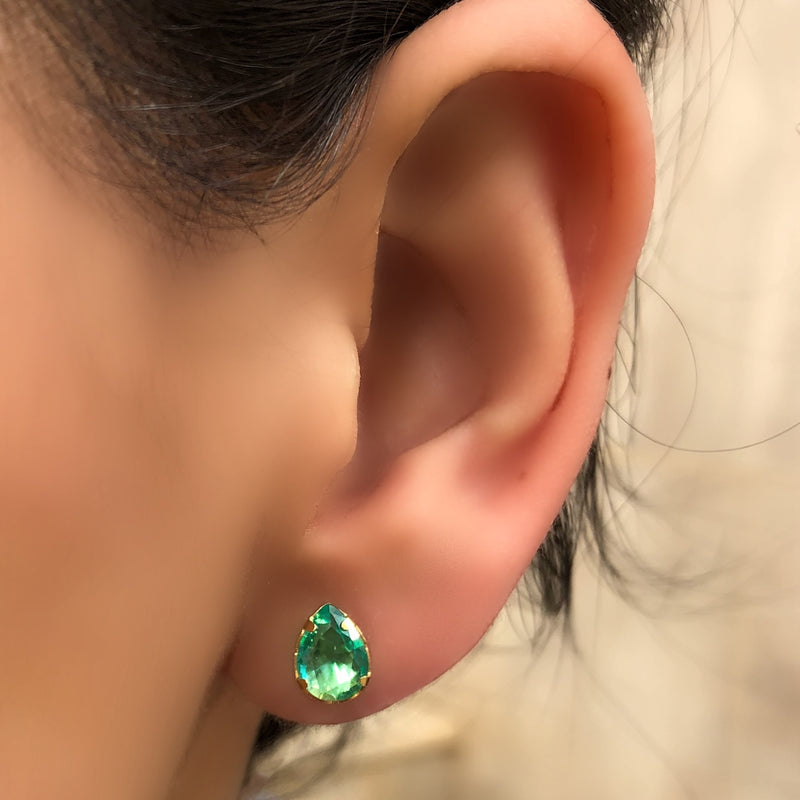 Par De Brincos Mini Gota Cristal Lapidado Cor Turmalina Paraíba