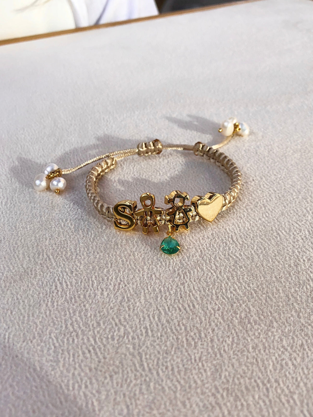 Pulseira Pingente 2 Filhos + 1 Pingente De Letra