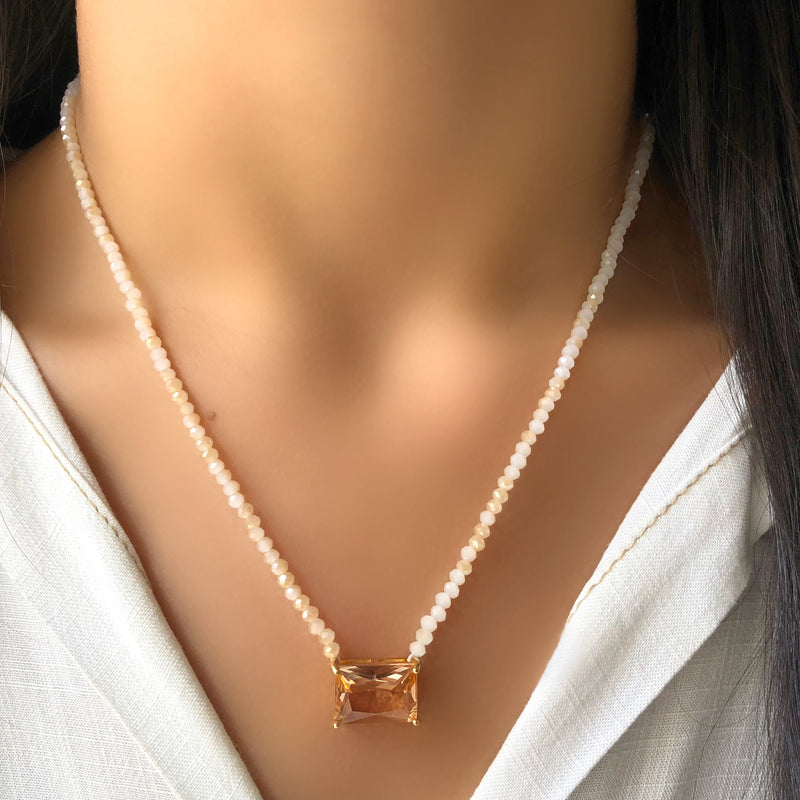 Colar Selena Perolado Com Baguete G Morganita 45cm