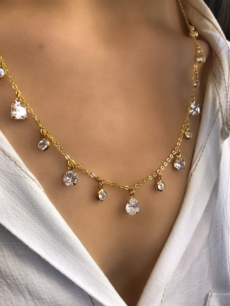 Colar Corrente Com Mini Formas Zircônias Brancas