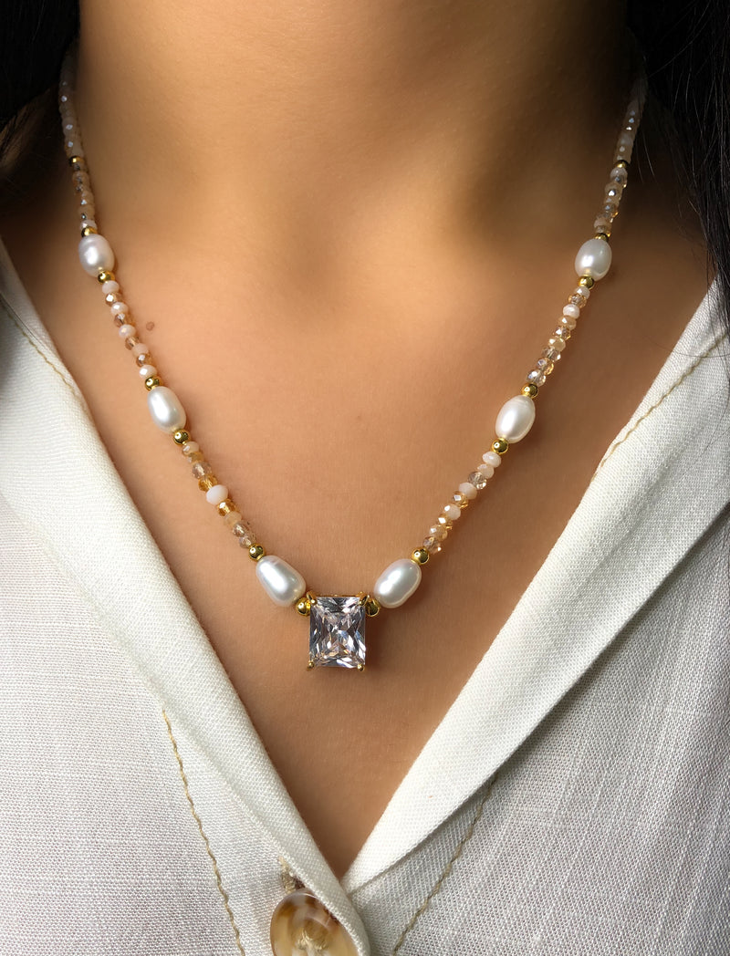 Colar Sammy Perolado Com Baguete Zircônia E Pérolas