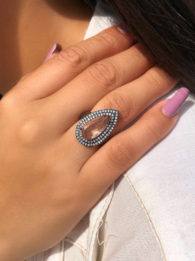 Anel Gota Grande Craquelada Cor Morganita Com Micro Zircônias Brancas Dupla