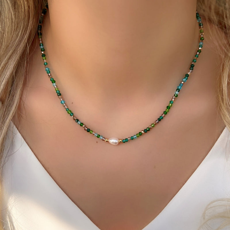 Colar Cristais Oceanic Verde Com Pérola Água Doce E Detalhes Em Bolinhas