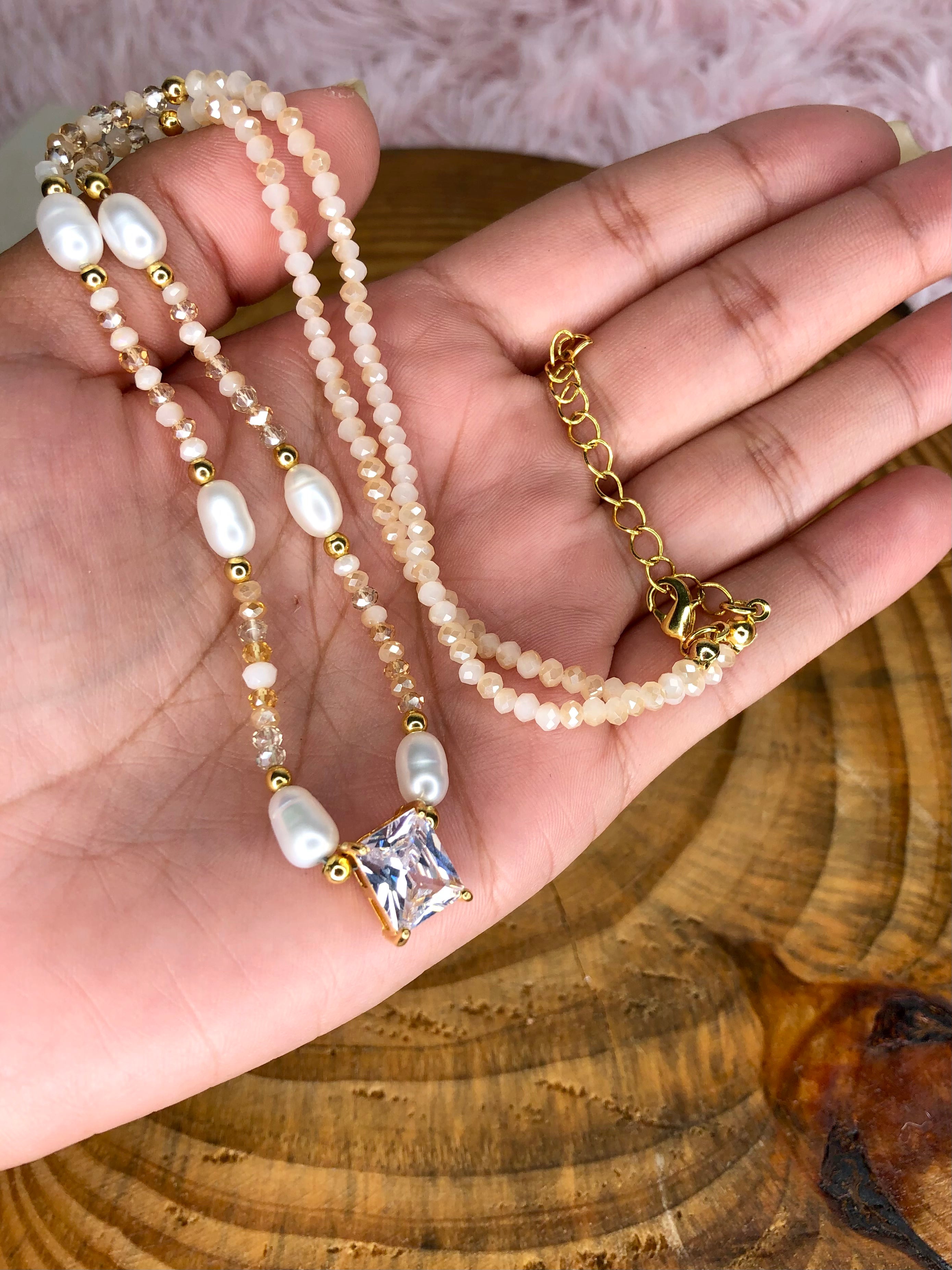Colar Sammy Perolado Com Baguete Zircônia E Pérolas