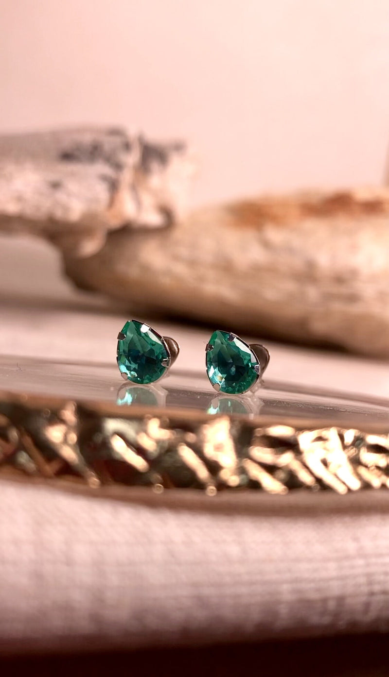 Par De brincos Mini Gota Turmalina Paraíba Banho Ródio Branco