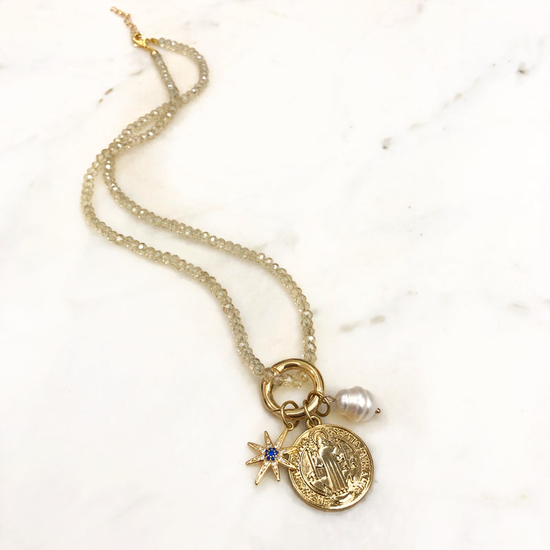 Colar Cristais Champagne, Fecho Redondo, Medalha São Bento, Estrela Cravejada E Pérola Água Doce
