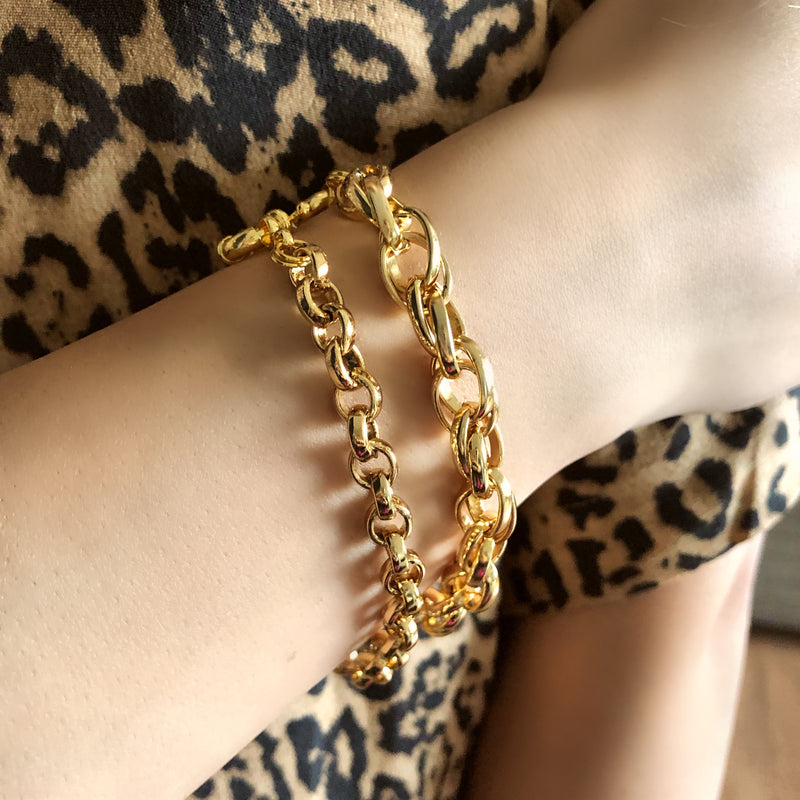 Mix de pulseiras corrente torcida