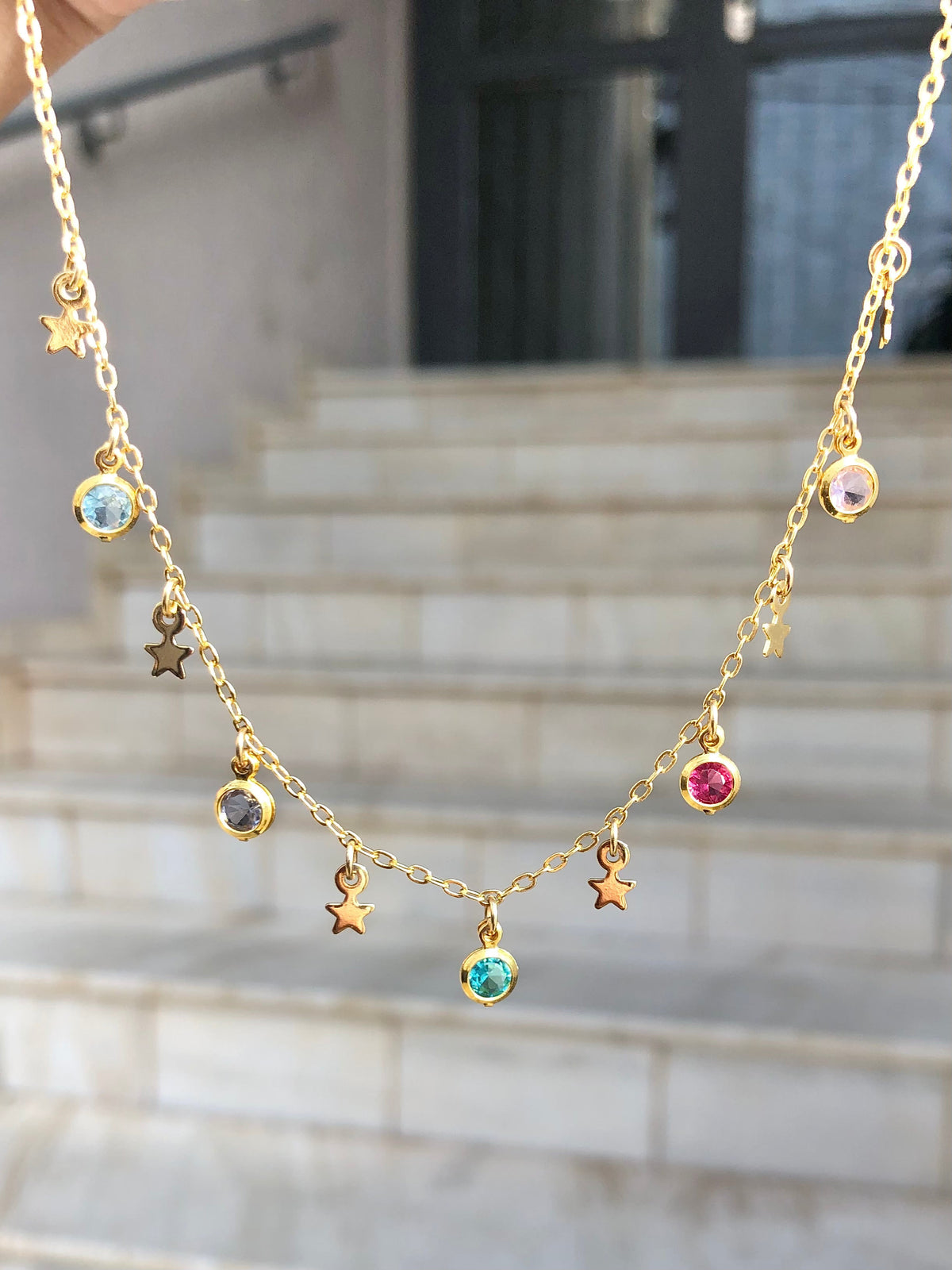 Colar Corrente Com Zircônias Coloridas E Mini Estrelas Penduradas 35cm - Tiff Joias