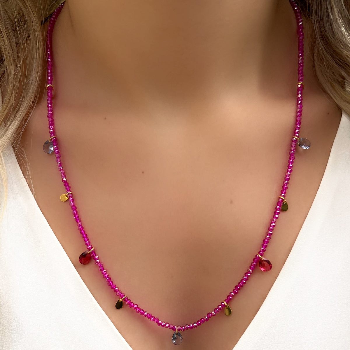 Colar Cristais Pink Com Gotas Cristais Lapidados Coloridos E Mini Gotas - Tiff Joias