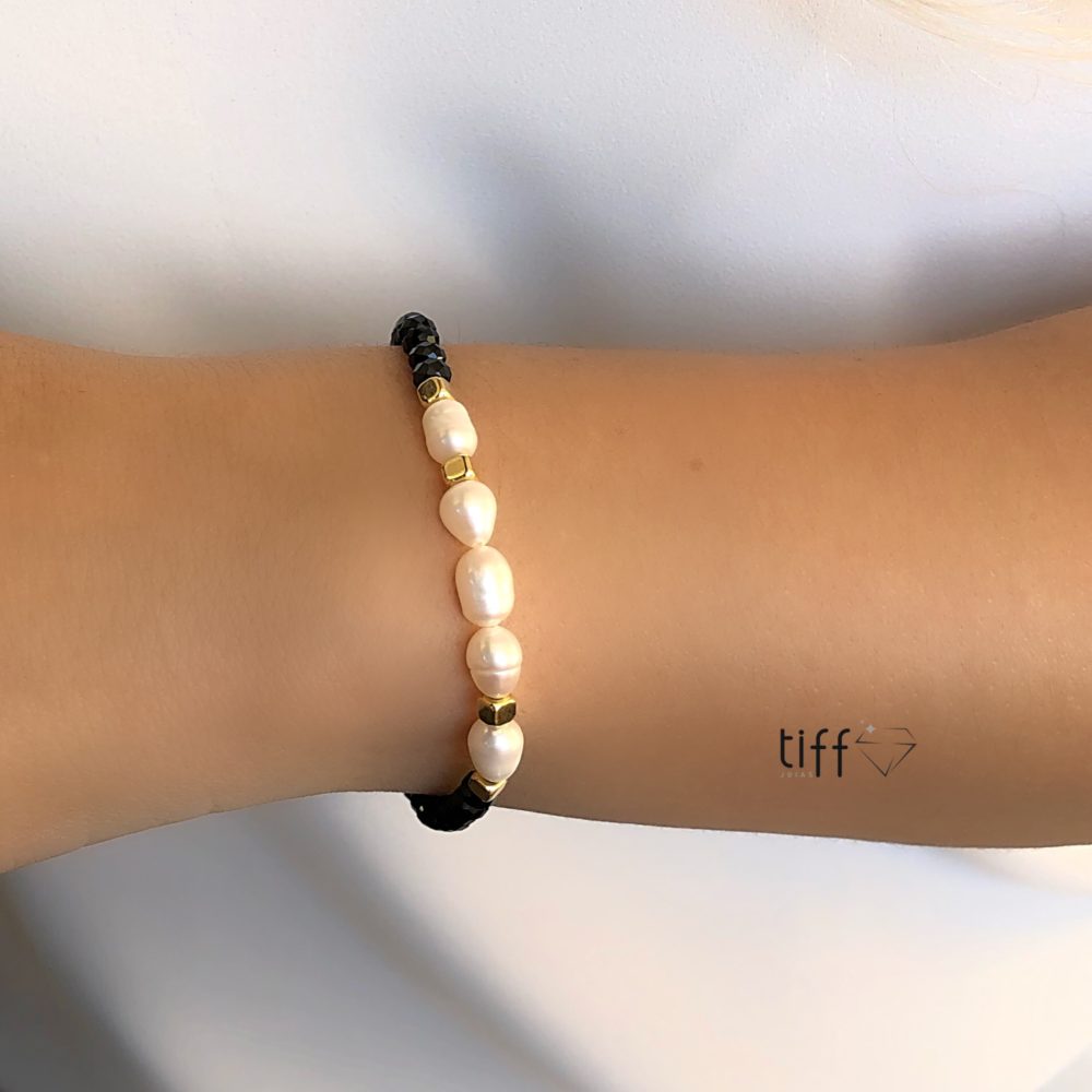 Pulseira Cristais Cor Onix, Pérolas Naturais E Mini Cubos - Tiff Joias
