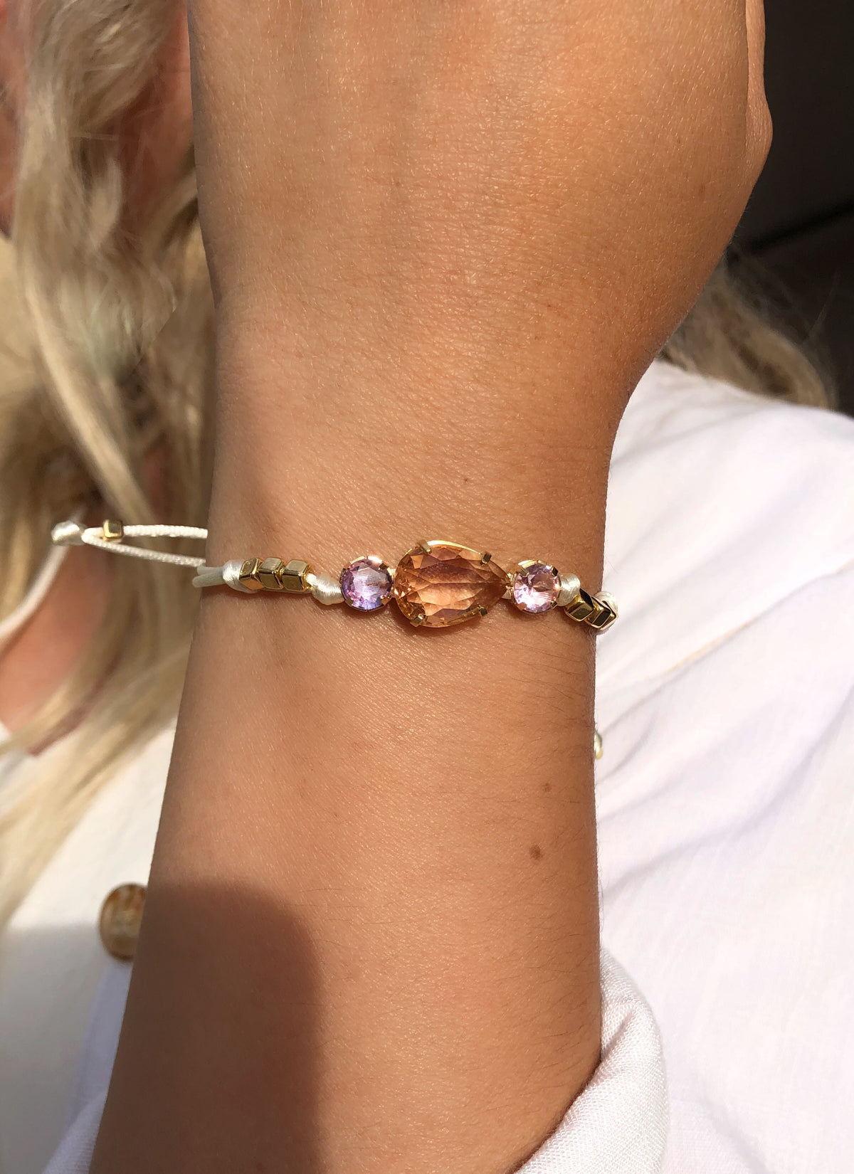 Pulseira Jaqueline Fio Nude Com Pedras lapidadas Morganita, Kunzita E Tanzanita - Tiff Joias